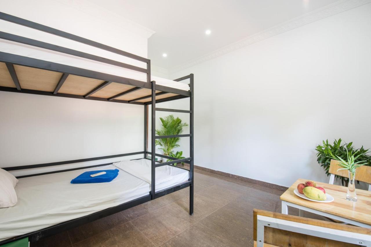 Barefoot Backpacker Resort Siem Reap Luaran gambar
