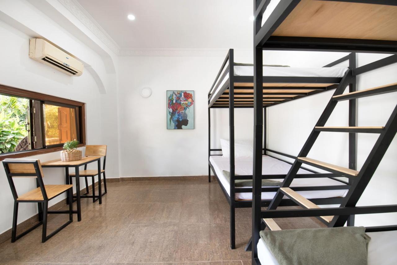 Barefoot Backpacker Resort Siem Reap Luaran gambar
